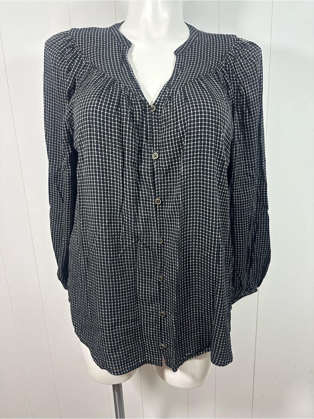 NWT Maurices Plus Sz 0X Shirt Womens Black Plaid Button Front Long Sleeve Casual